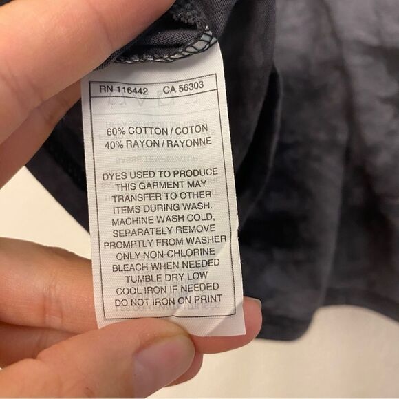 Zummiez Empyre Yohanna Skeleton hand graphic witchy Tie Dye Crop T-Shirt goth -M - Picture 8 of 8